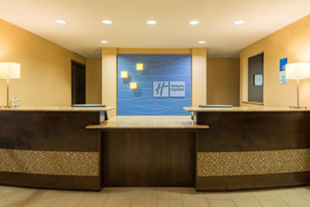 HOLIDAY INN EXP STES HOBBS 5