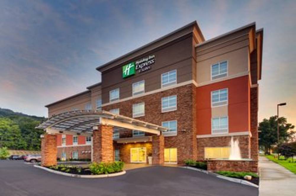 HOLIDAY INN EXP STES ITHACA 1