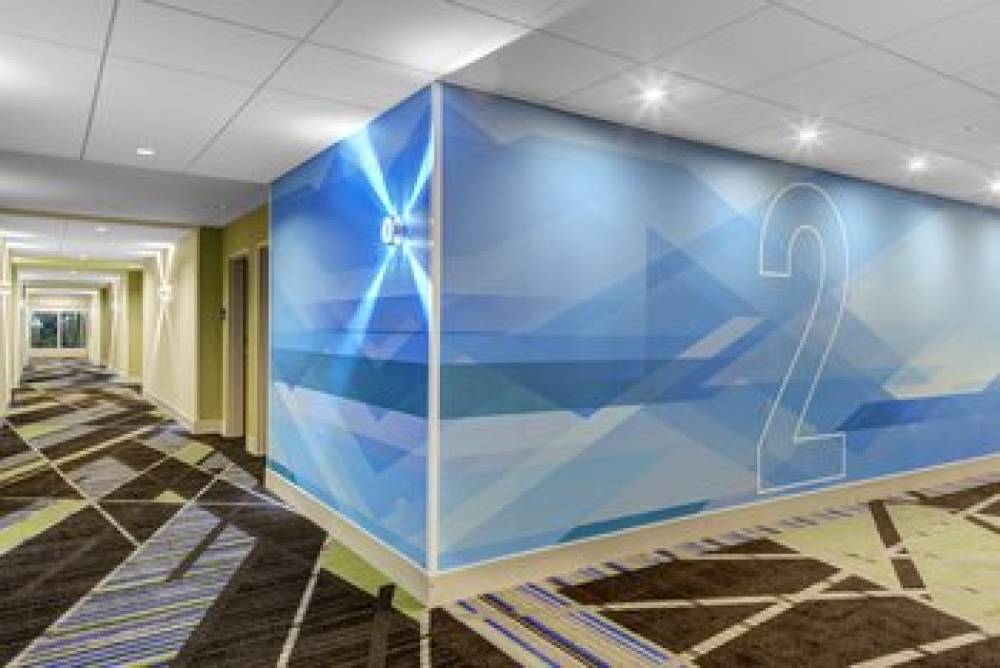 HOLIDAY INN EXP STES KING GEORGE 1