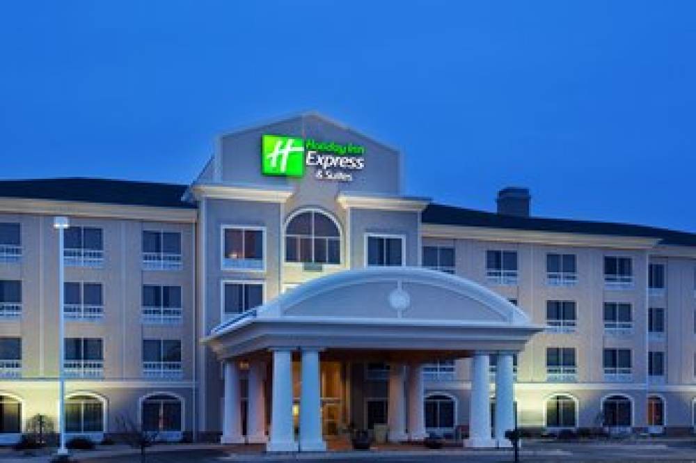 Holiday Inn Exp Stes Loves Pk By Ih