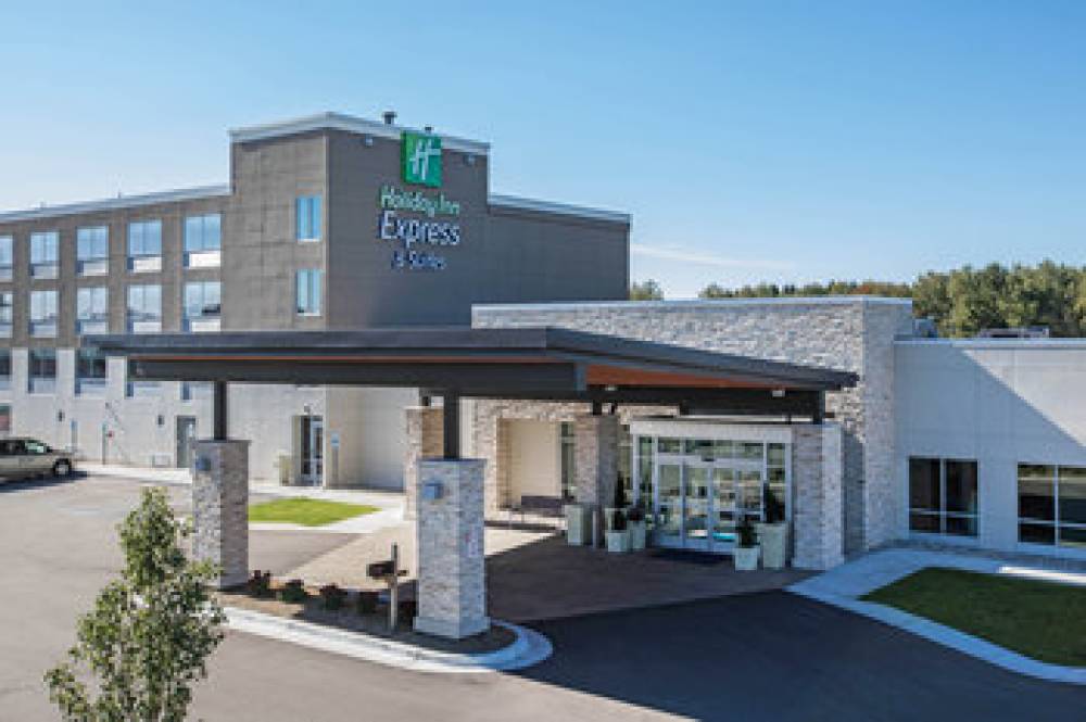 HOLIDAY INN EXP STES LUDINGTON 10