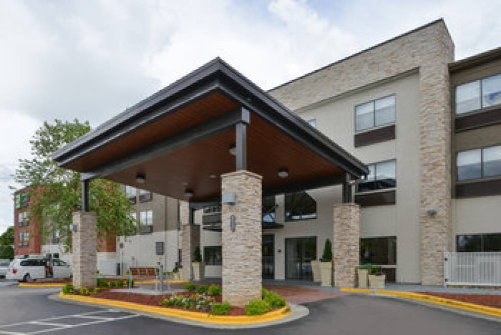 Holiday Inn Exp Stes Ne Medical C
