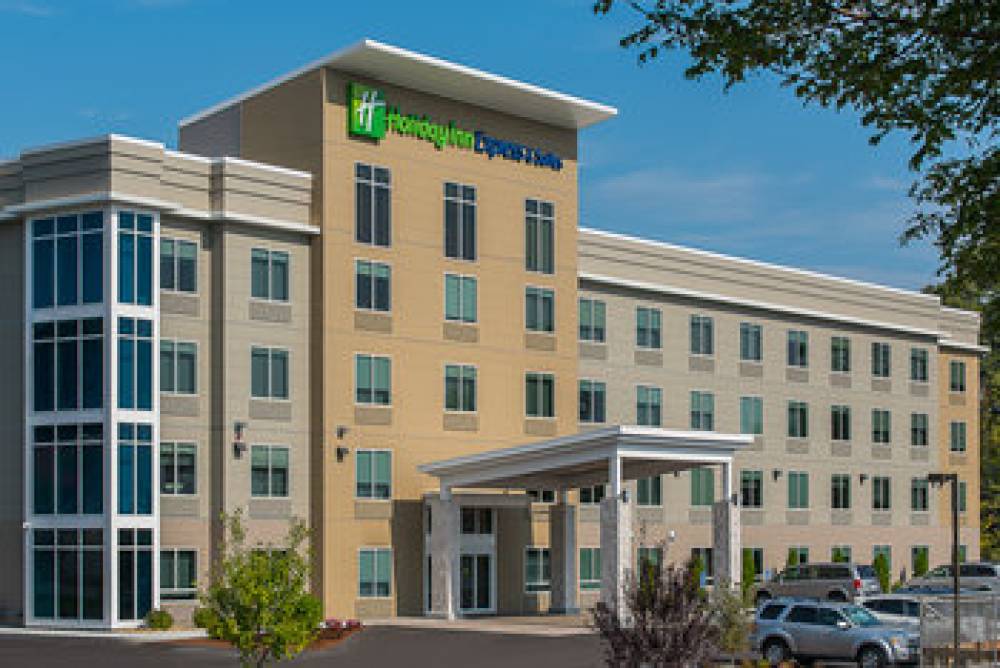 HOLIDAY INN EXP STES NORWOOD 1