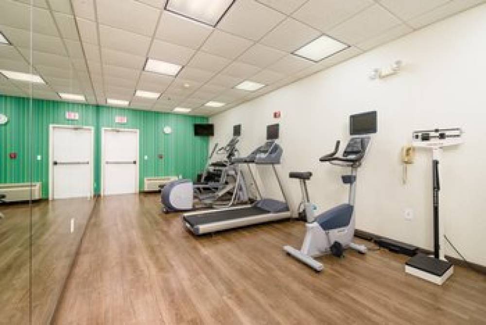 HOLIDAY INN EXP STES PHX ARPRT BY I 3