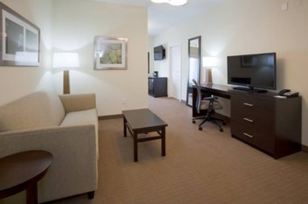 HOLIDAY INN EXP STES ROGERS BY IHG 5