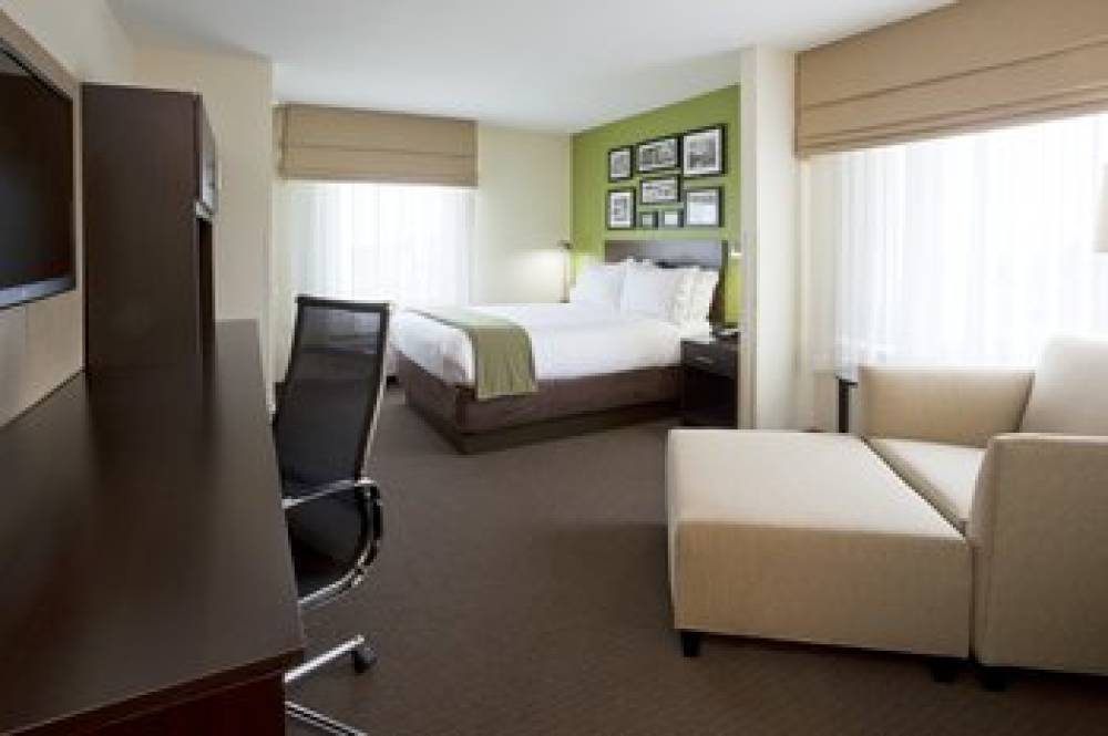 HOLIDAY INN EXP STES ROGERS BY IHG 10