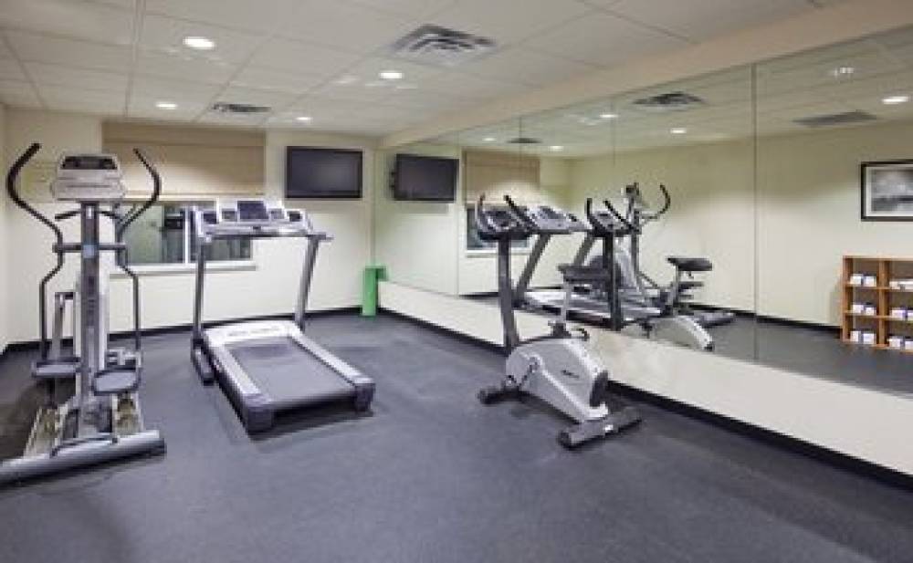 HOLIDAY INN EXP STES ROGERS BY IHG 6