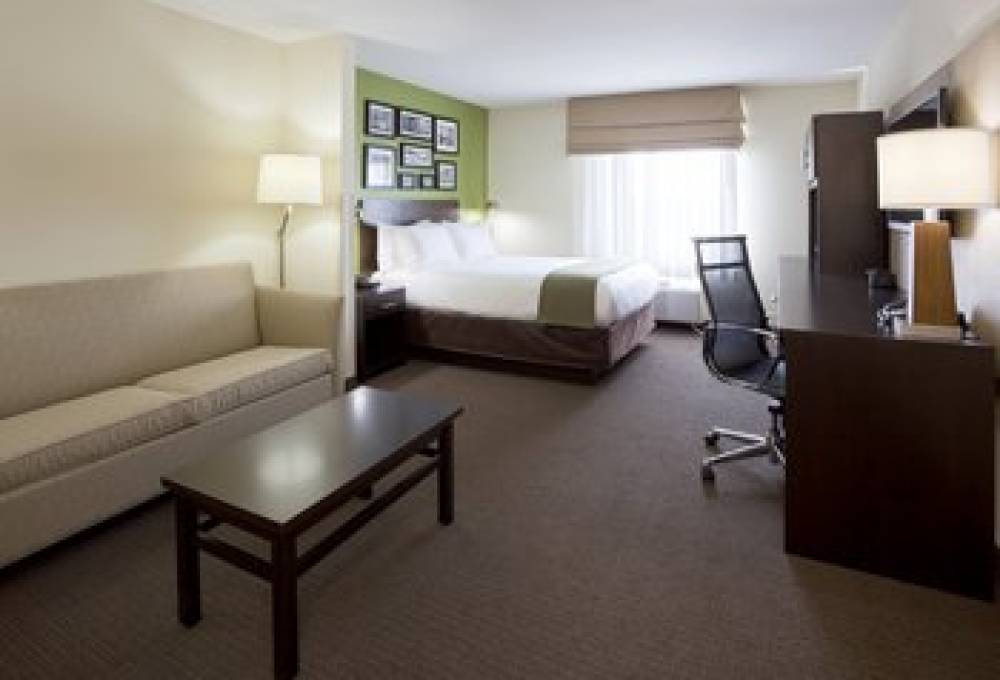 HOLIDAY INN EXP STES ROGERS BY IHG 8