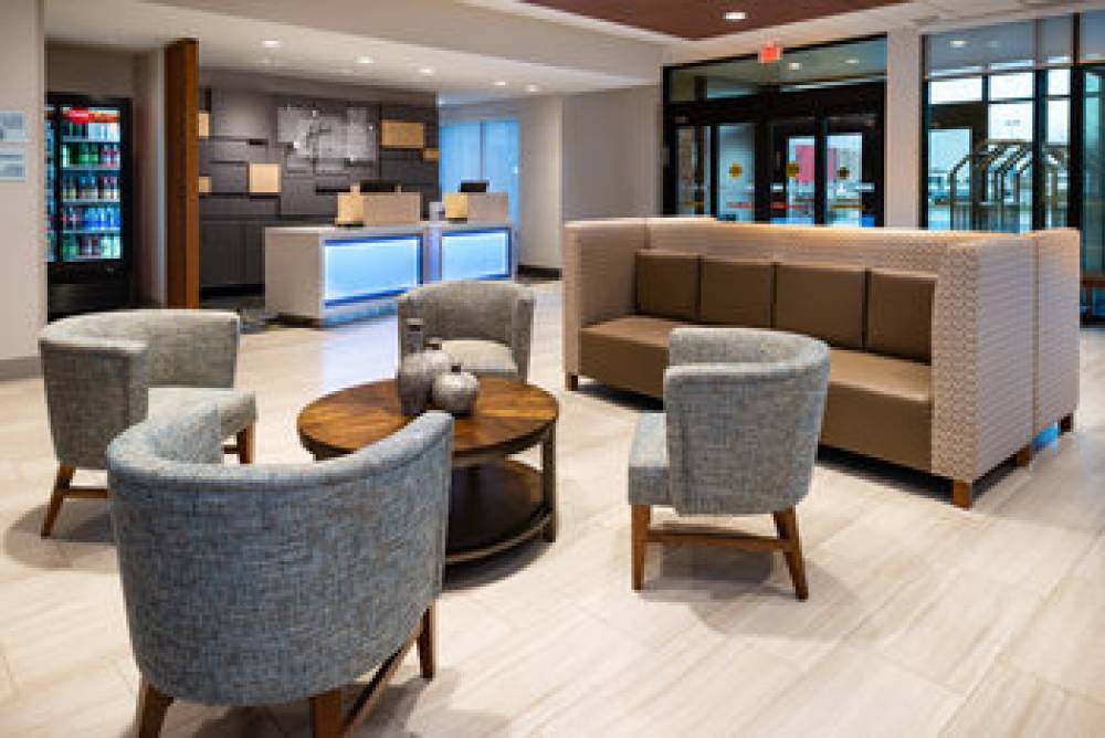 HOLIDAY INN EXP STES ROMEOVILLE 10