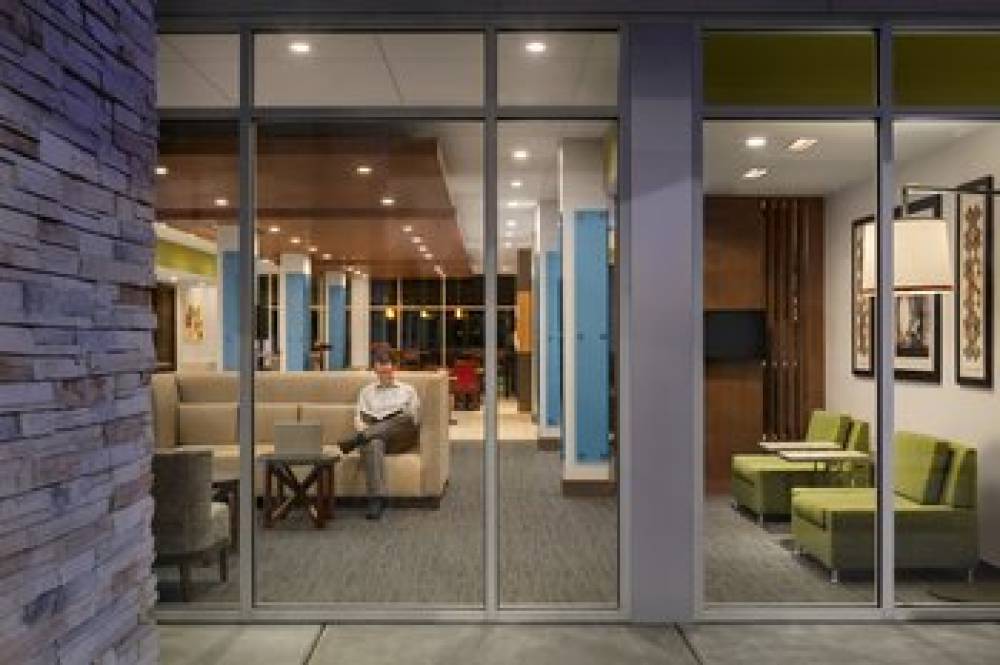 Holiday Inn Exp Stes Salisbury