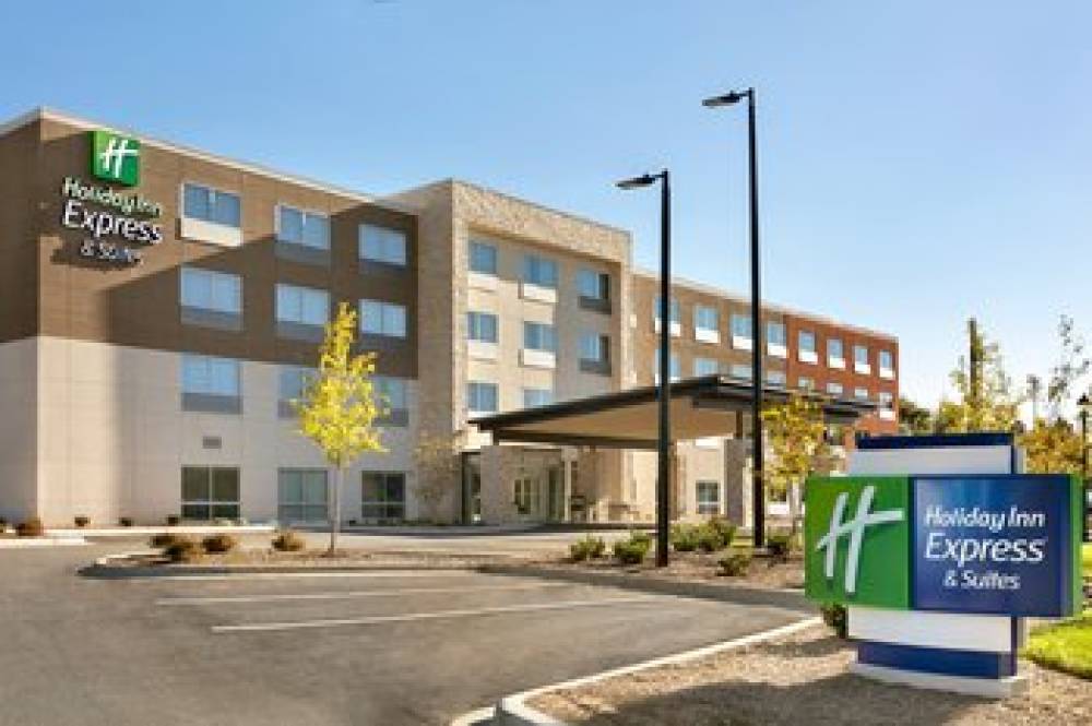 HOLIDAY INN EXP STES SALISBURY 1