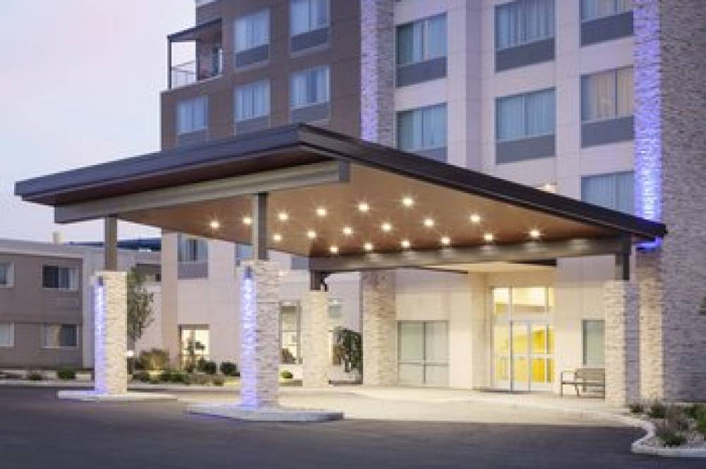Holiday Inn Exp Stes Sandusky