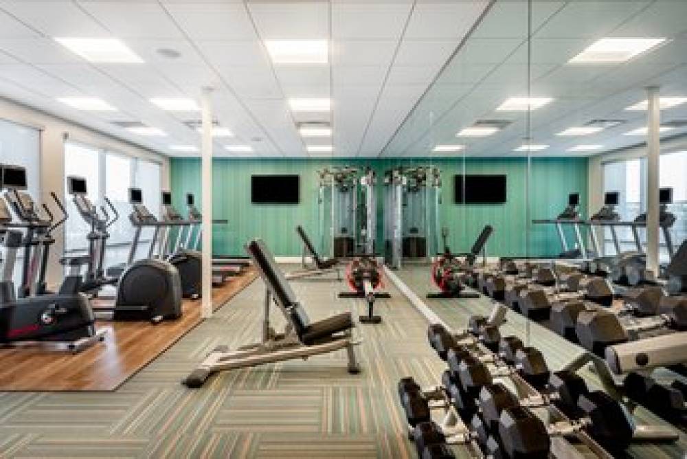 HOLIDAY INN EXP STES SANTA ANA BY I 4