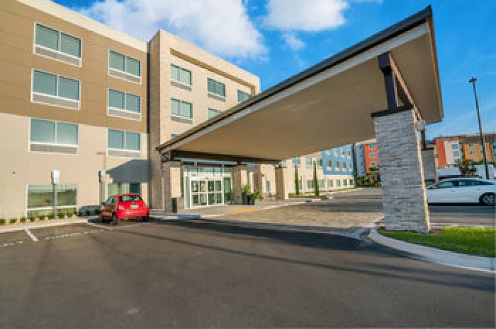 HOLIDAY INN EXP STES SOUTH BARTRAM 9