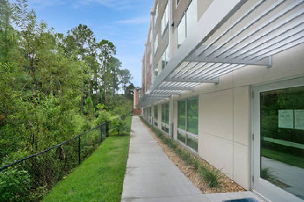 HOLIDAY INN EXP STES SOUTH BARTRAM 5