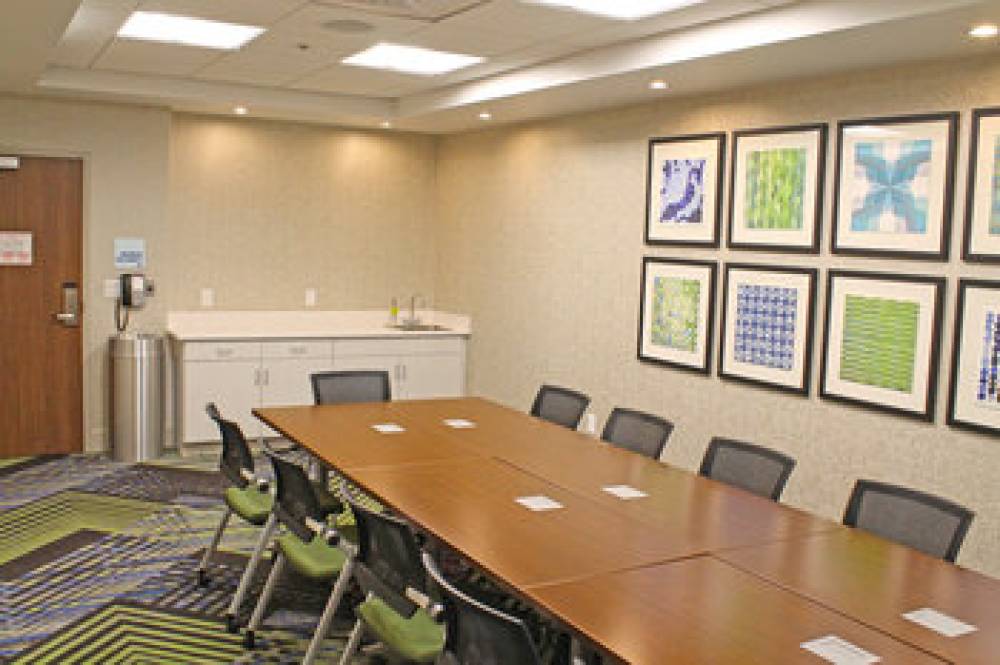HOLIDAY INN EXP STES SOUTH I-55 3