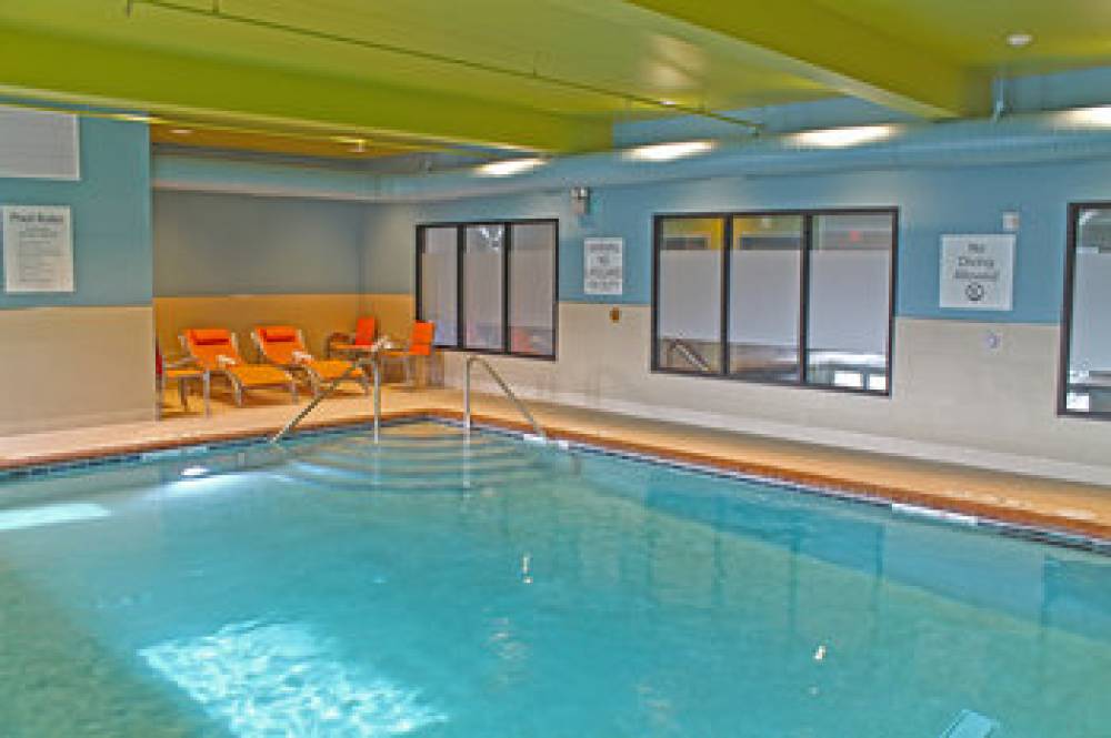 HOLIDAY INN EXP STES SOUTH I-55 7