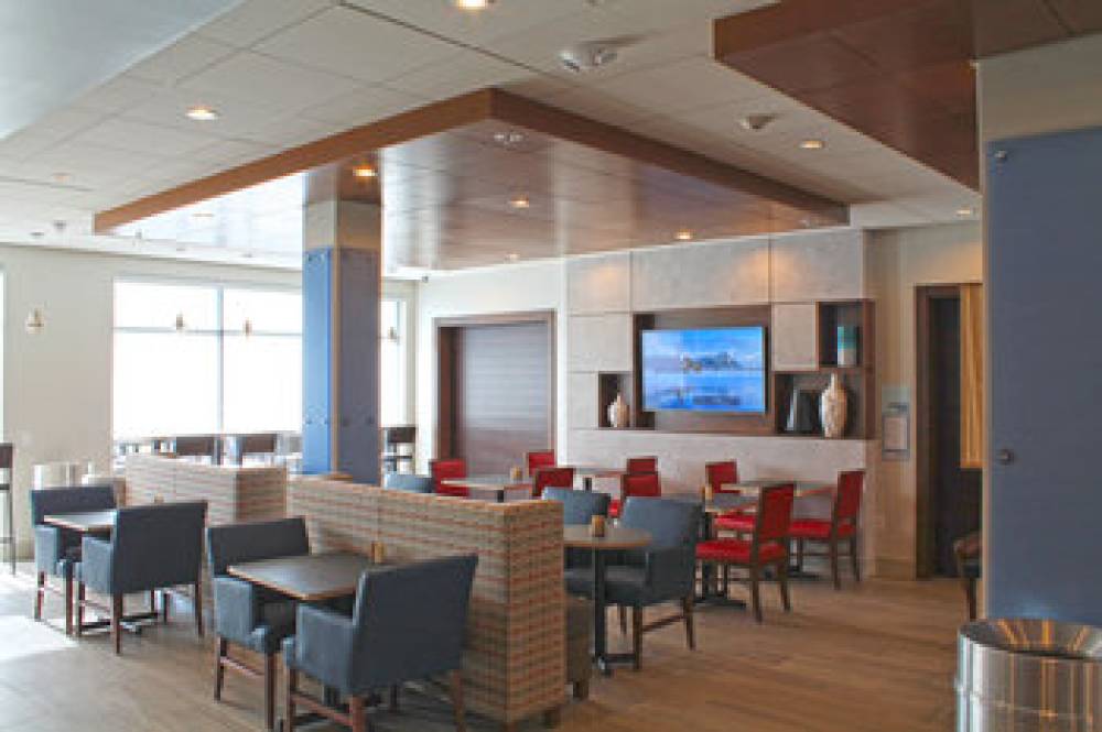 HOLIDAY INN EXP STES SOUTH I-55 9