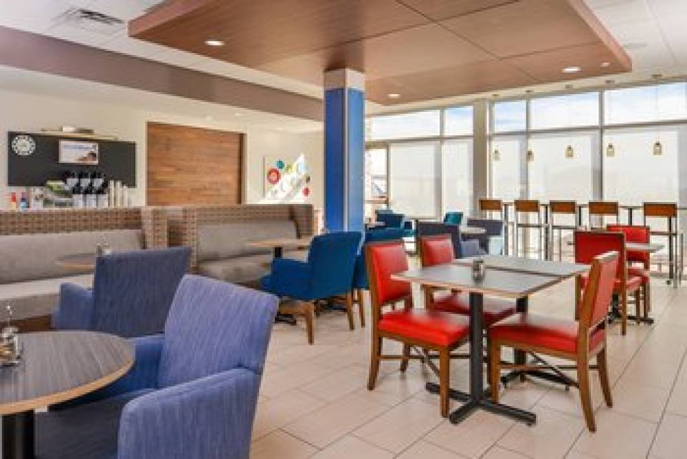 HOLIDAY INN EXP STES VAN HORN BY IH 8