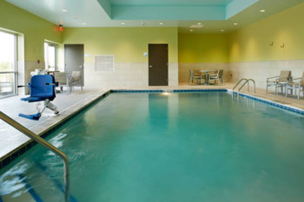 HOLIDAY INN EXP STES WEST CHESTER 4