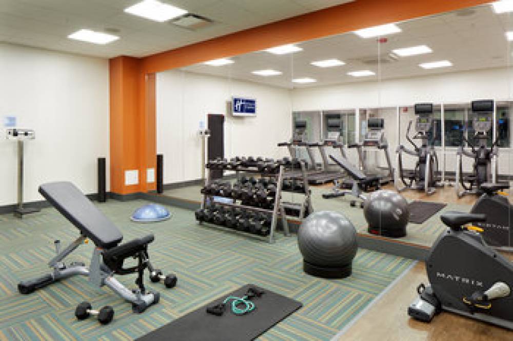 HOLIDAY INN EXP STES WEST CHESTER 5