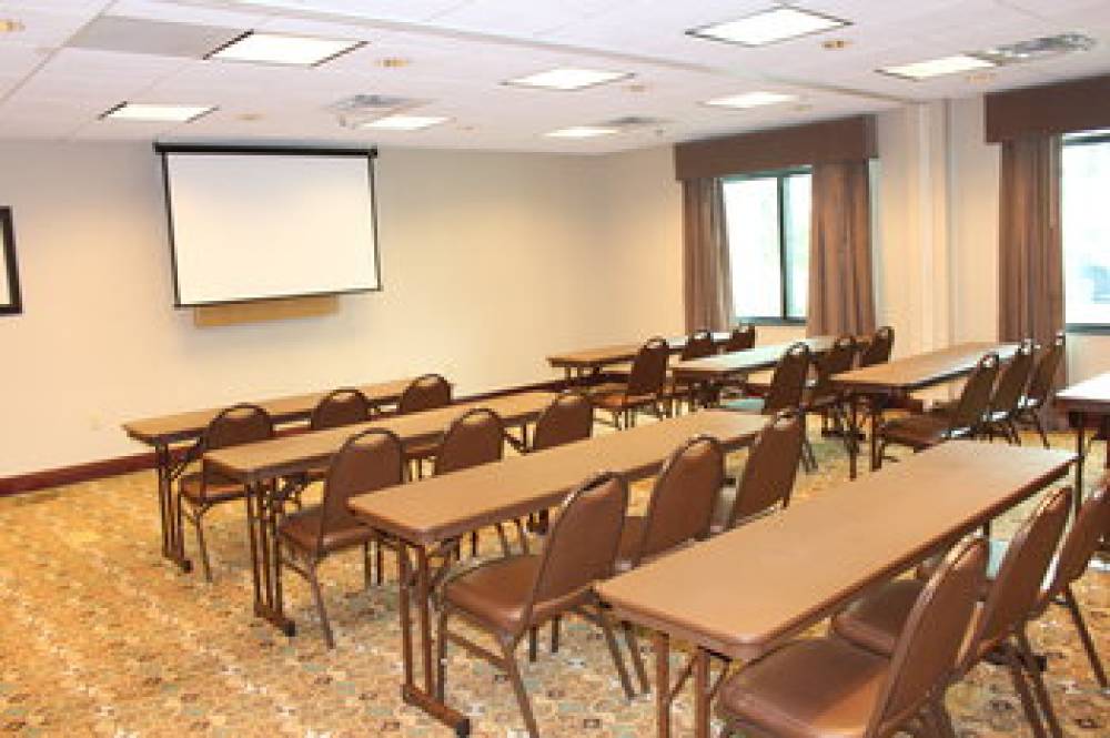 HOLIDAY INN EXP STES WEST I-10 BY I 3