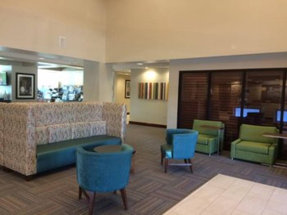 HOLIDAY INN EXP STES WEST I-10 BY I 4