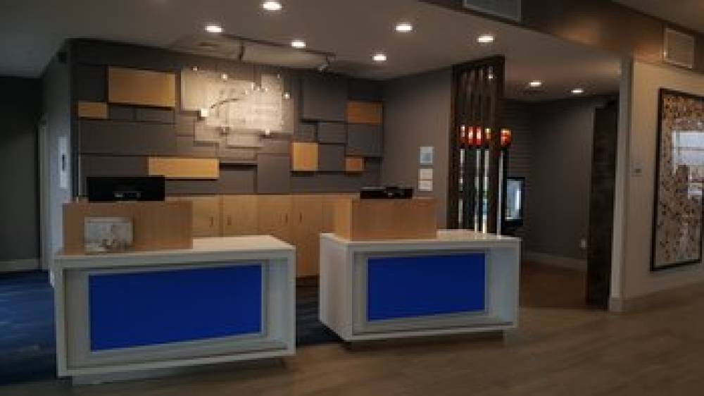 HOLIDAY INN EXP STES WEST MEMPHIS 7
