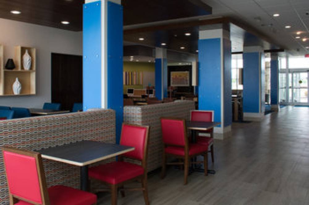 HOLIDAY INN EXP STES WEST MEMPHIS 4