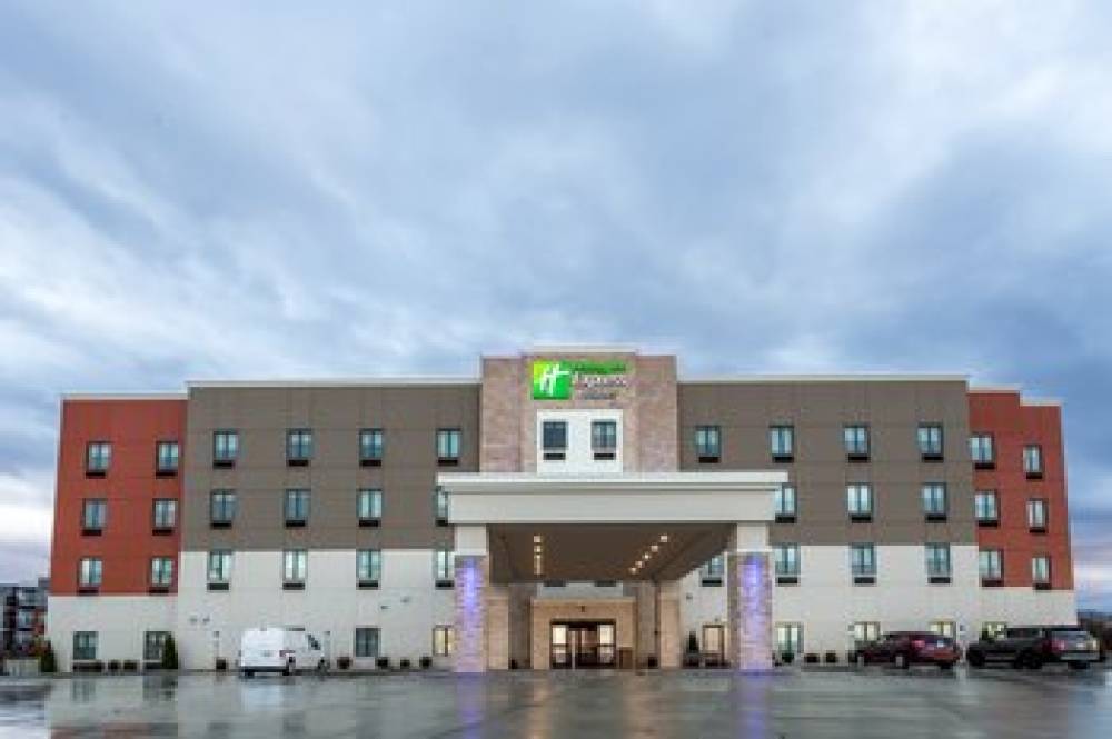 Holiday Inn Exp Stes Worthington By