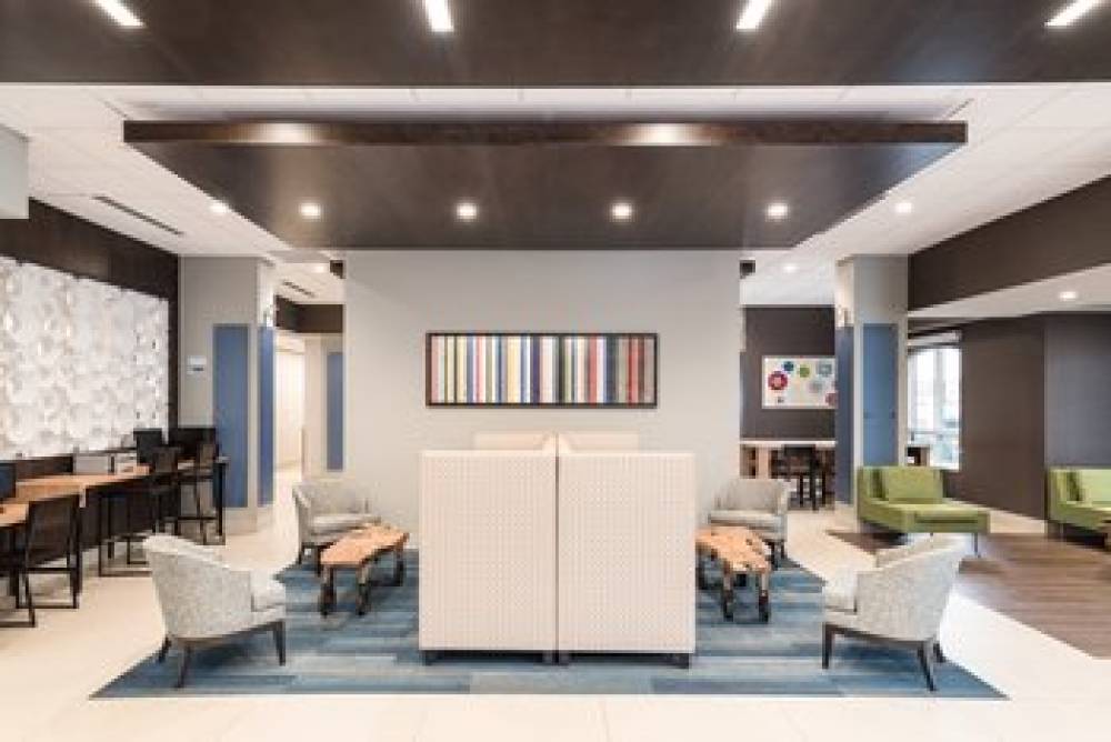 HOLIDAY INN EXP SUITES MILTON 2