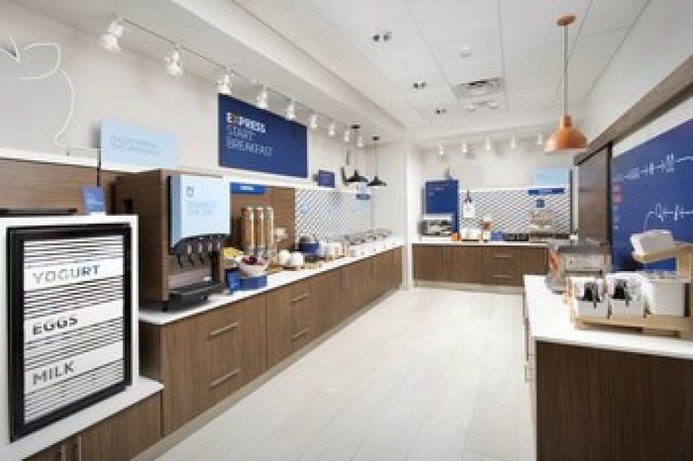 HOLIDAY INN EXP THOMASVILLE BY IHG 9