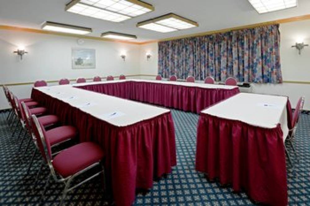 HOLIDAY INN EXP TORONTO EAST BY IHG 4