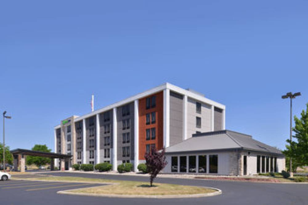 HOLIDAY INN EXP UNIVERSITY AREA 1