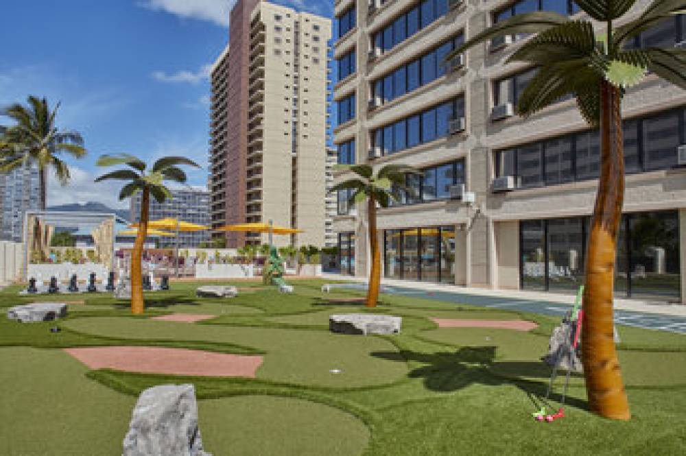 HOLIDAY INN EXP WAIKIKI BY IHG 6
