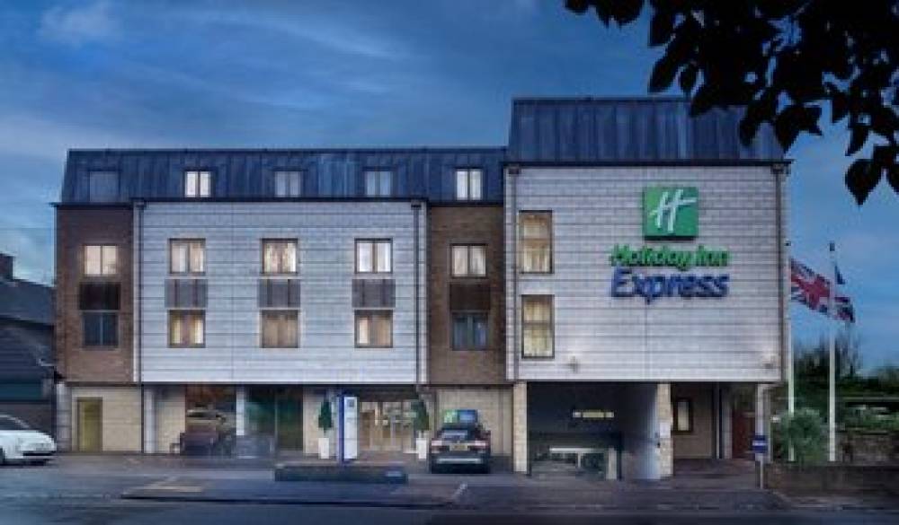 Holiday Inn Exp Windsor By Ihg
