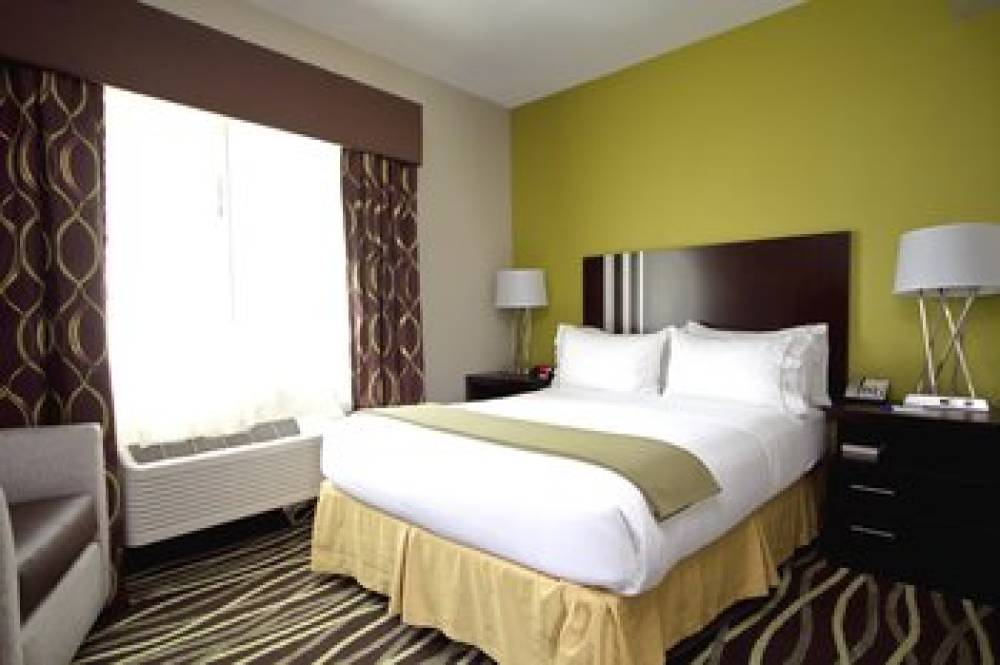 Holiday Inn Express ADRIAN 7