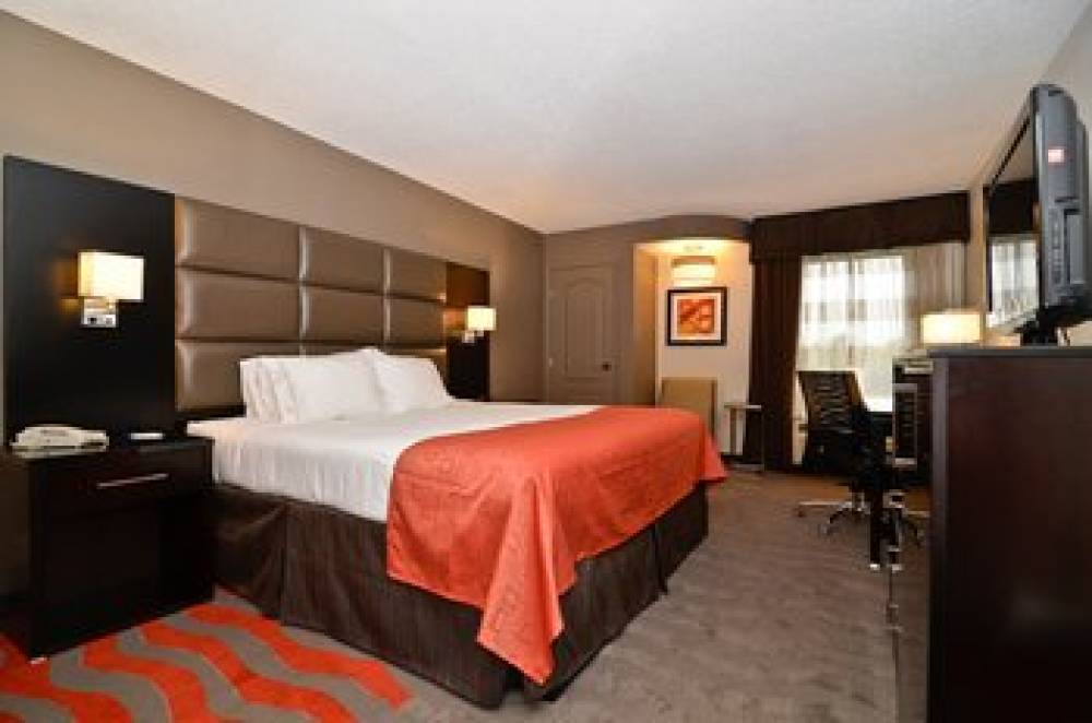 HOLIDAY INN EXPRESS BURLINGTON 7