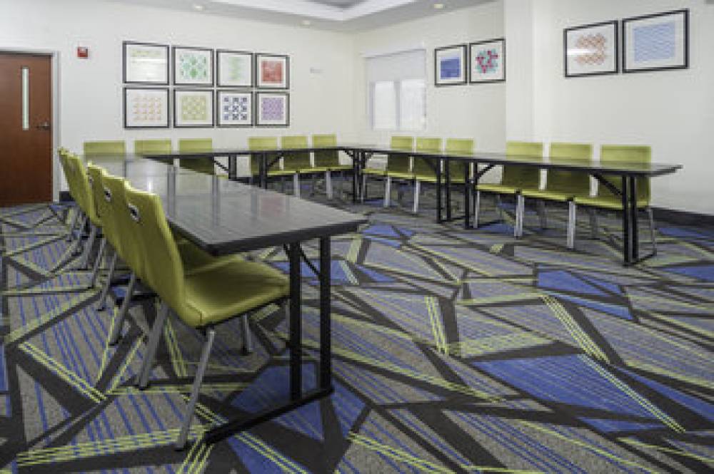 HOLIDAY INN EXPRESS CLAYTON 7