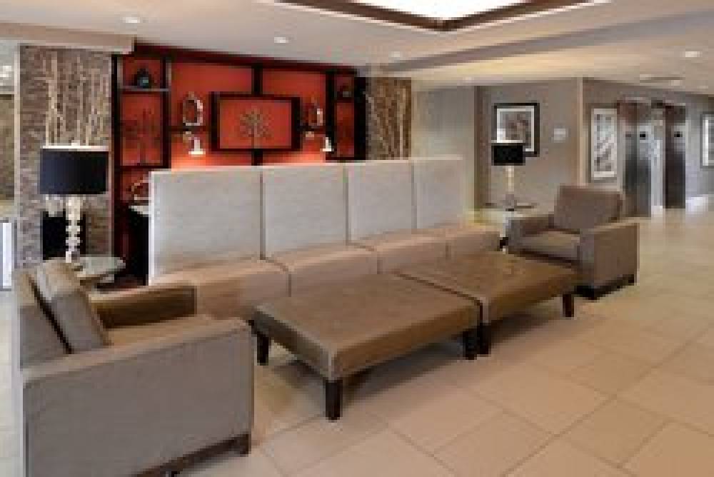 Holiday Inn Express CRESTWOOD 10