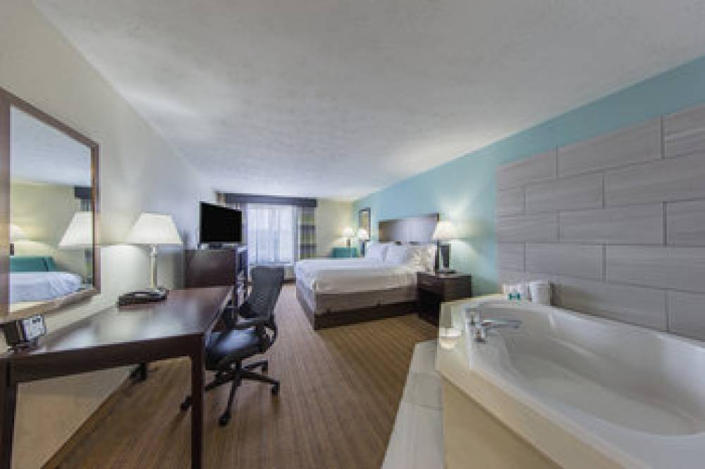HOLIDAY INN EXPRESS DANDRIDGE 8