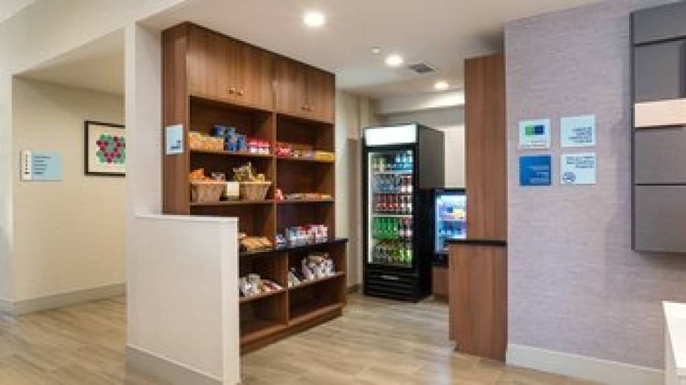 Holiday Inn Express FULLERTON - ANAHEIM 7