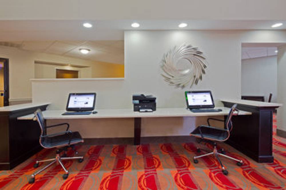 Holiday Inn Express HARRISBURG NE 2