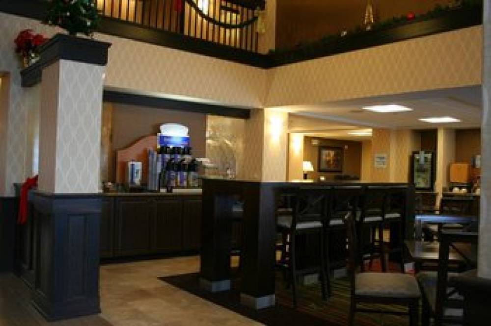 Holiday Inn Express HOUGHTON-KEWEENAW 6