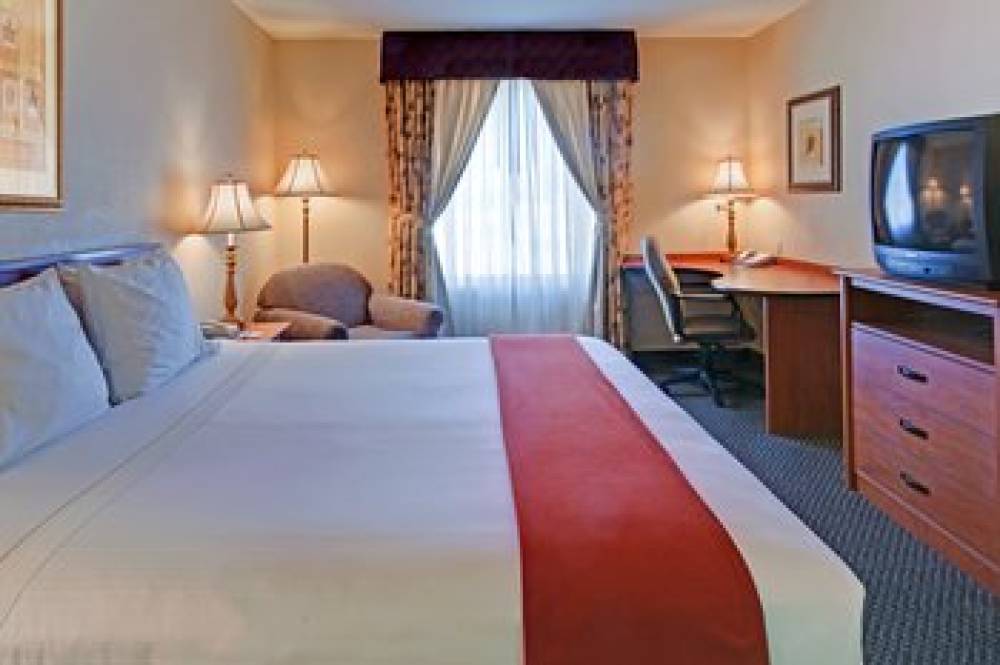 Holiday Inn Express LAS VEGAS-NELLIS 9