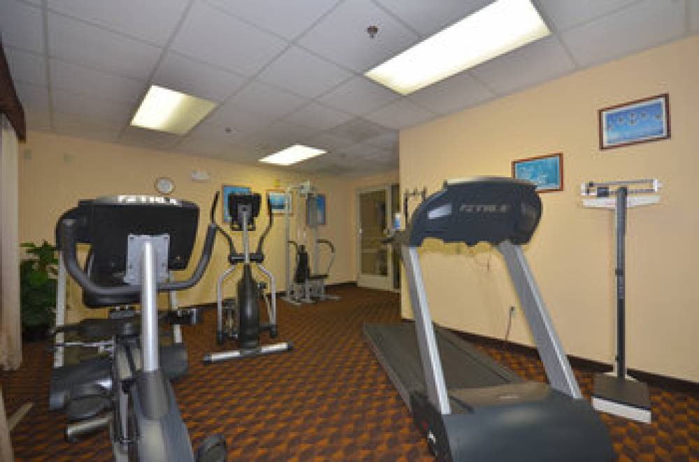 Holiday Inn Express LAS VEGAS-NELLIS 3