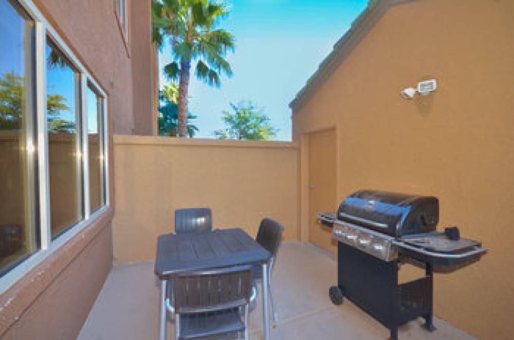 Holiday Inn Express LAS VEGAS-NELLIS 7