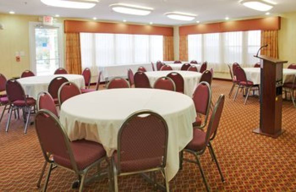 EXPRESS INN LEESVILLE 9