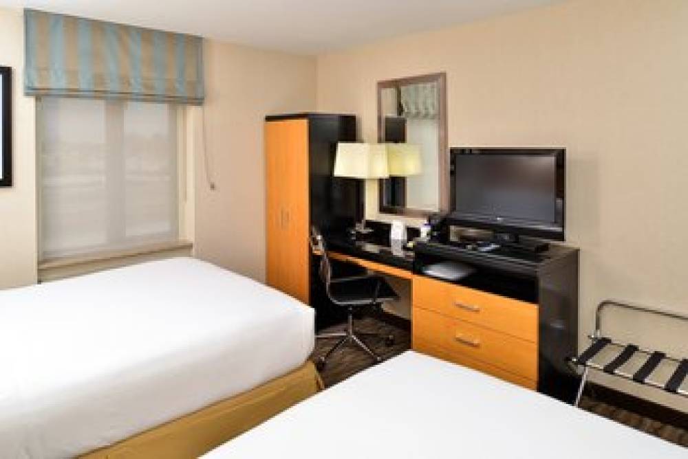 Holiday Inn Express NEW YORK JFK AIRPORT AREA 5
