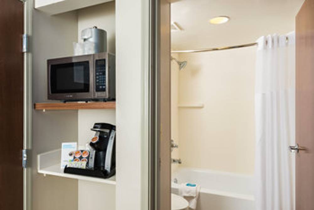 Holiday Inn Express PEORIA NORTH - GLENDALE 5